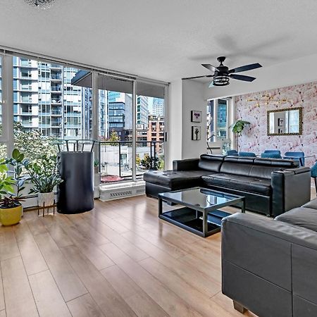 Gastown Downtown Apartment Very Central แวนคูเวอร์ ภายนอก รูปภาพ