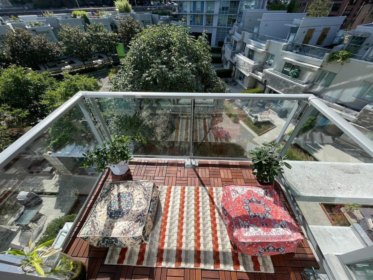 Gastown Downtown Apartment Very Central แวนคูเวอร์ ภายนอก รูปภาพ
