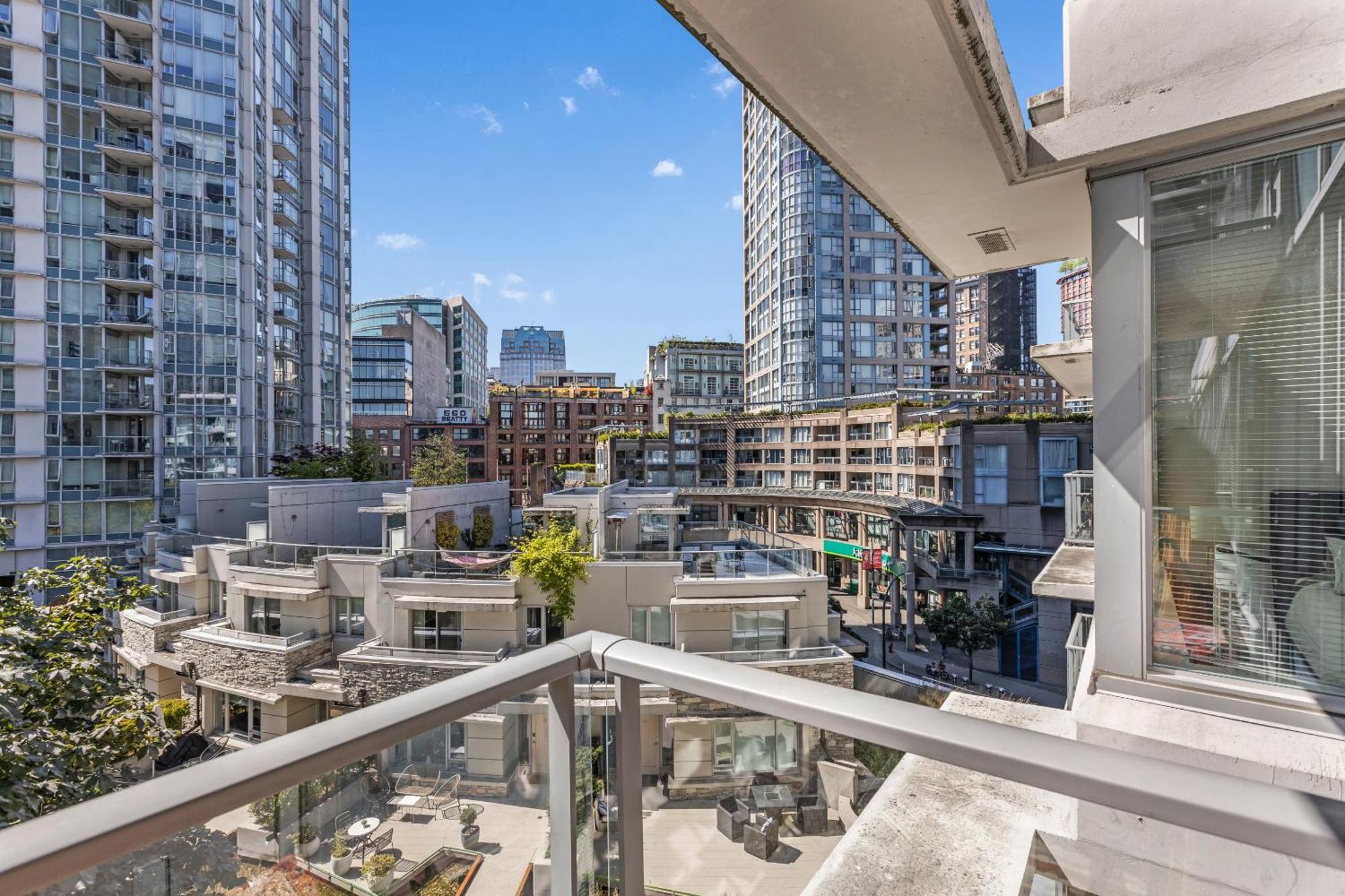 Gastown Downtown Apartment Very Central แวนคูเวอร์ ภายนอก รูปภาพ