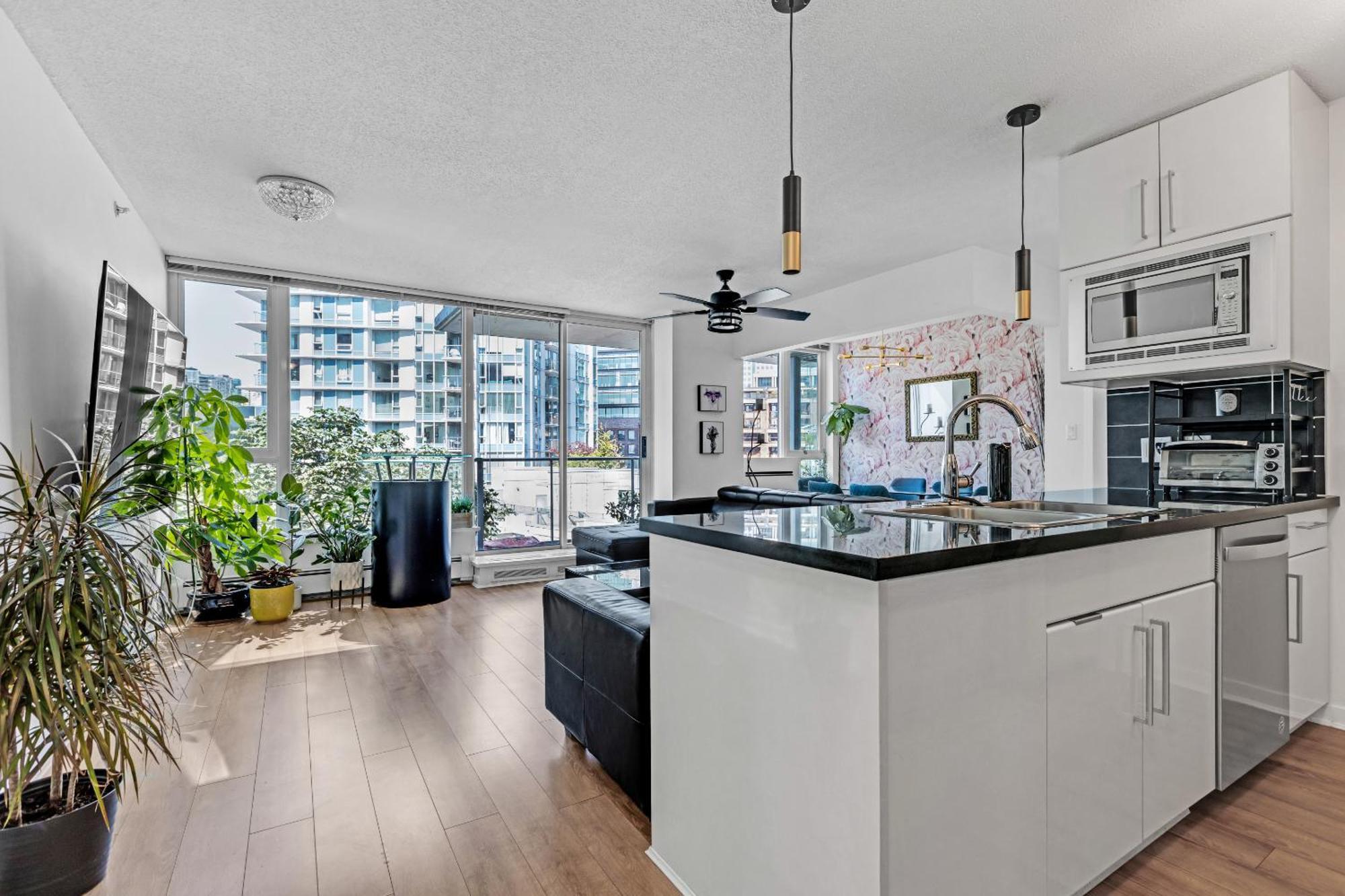 Gastown Downtown Apartment Very Central แวนคูเวอร์ ภายนอก รูปภาพ